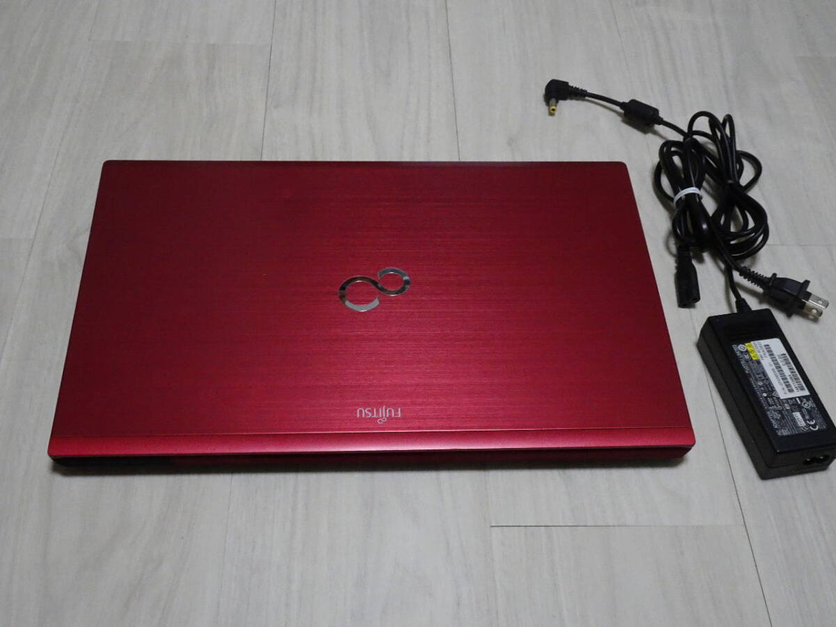 富士通 FMV-LIFEBOOK AH45/J Core i3 ブルーレイ（win8）(15インチ