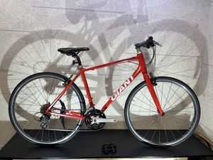 GIANT ESCAPE RX 3 sizeM ジャイアント　クロスバイク レッド