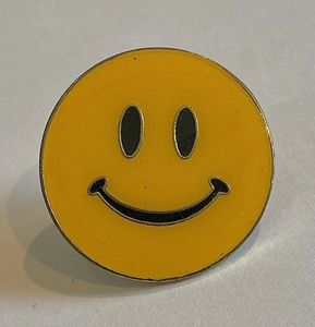 スマイリーフェイスの値段と価格推移は？｜43件の売買データから