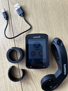 GARMIN EDGE 820J GPSサイクルコンピューター　 ガーミン エッジ　ガーミンマウント付き