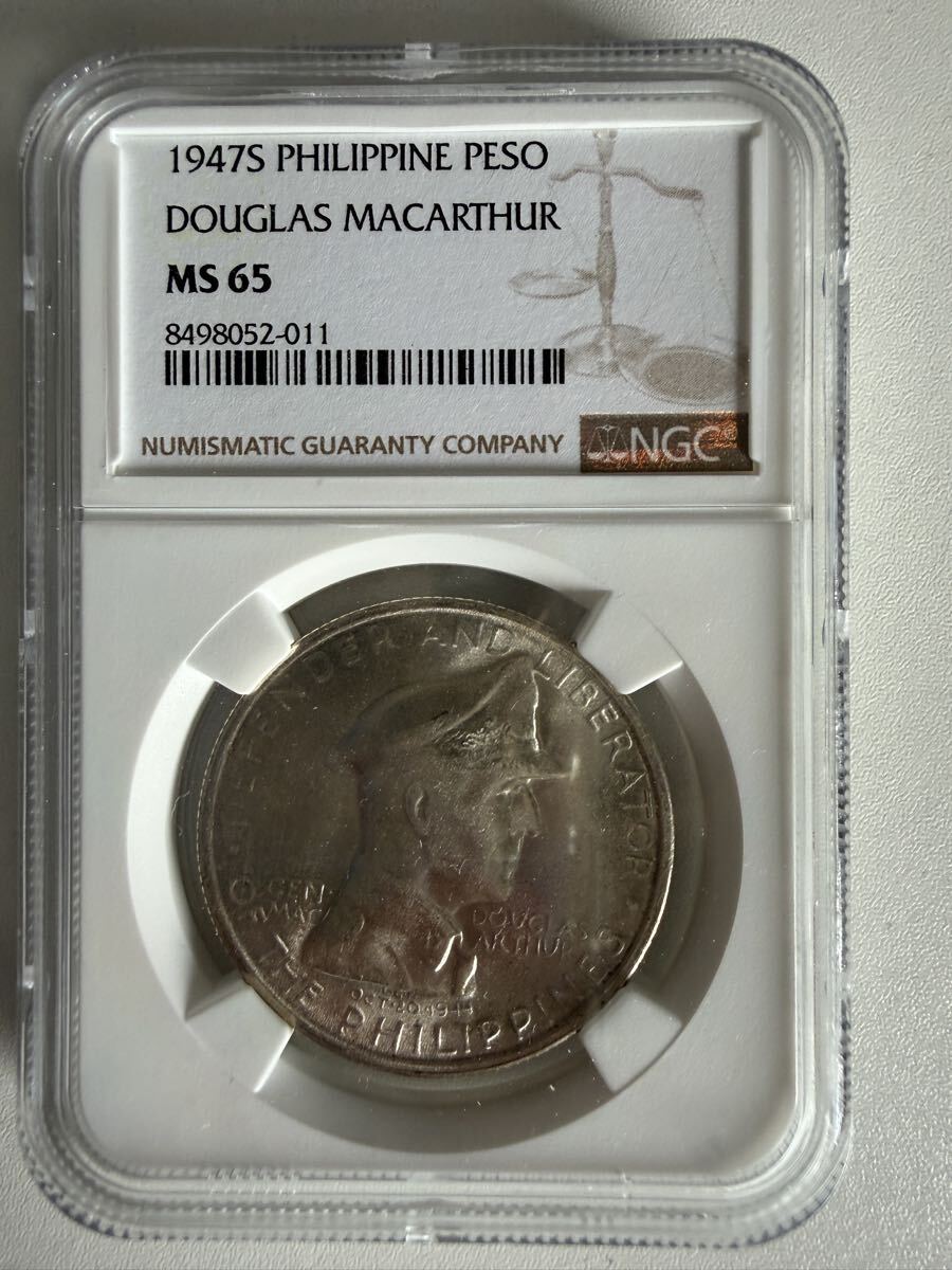 複数出品中 1円〜 必見 1947 フィリピン 1ペソ記念銀貨 マッカーサー