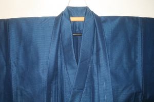 壱月0166 シルクウール西陣織お召調 男着物羽織 裄71丈153К青緑亀甲 新品未着用 高身長