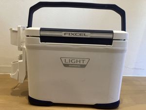 シマノ(SHIMANO) クーラー ボックス フィクセル ライト 17L　ダブルロッドレストとクーラ