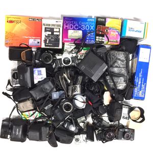 CANON AE-1のYahoo!オークション(旧ヤフオク!)の相場・価格を見る