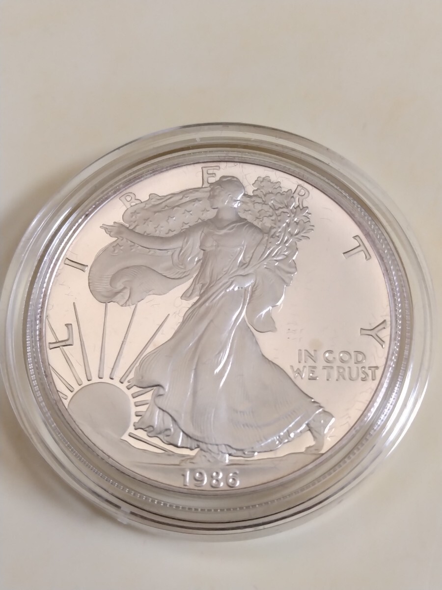 アメリカ 1986s 純銀1オンス 1ドル銀貨プルーフ−Walking Liberty(北