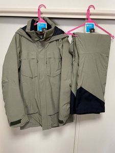  最終値下げ! 送料無料 サロモンSalomon - Olive Night Stance Cargo Jacket - Olive Nig