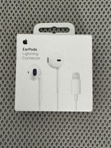 未開封新品　Apple EarPods ライトニング アップル　MWTY3J/A