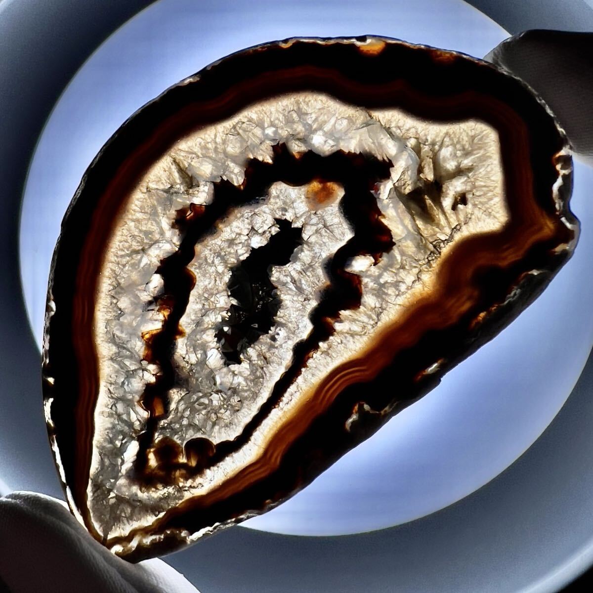 メノウ 原石の値段と価格推移は？｜102件の売買データからメノウ 原石