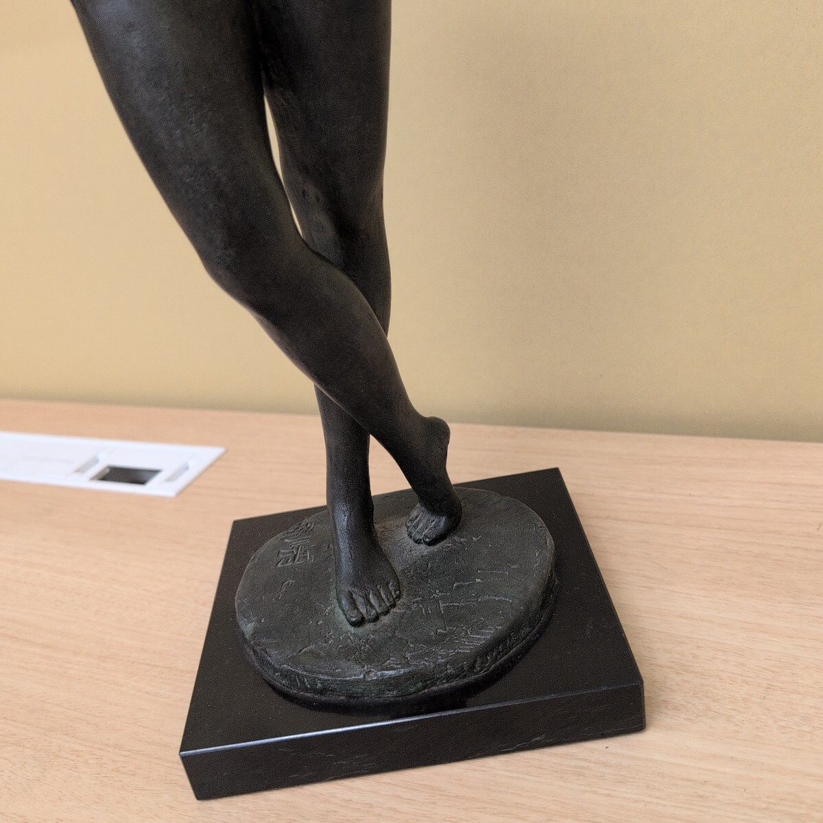 彫刻家【林昭三】石膏 少女像 高さ52㎝ 女性像 人物像 彫刻 美術品 日展会員 彫刻家【林昭三】石膏 少女像 高さ52㎝ 女性像 人物像 彫刻 美術品 日