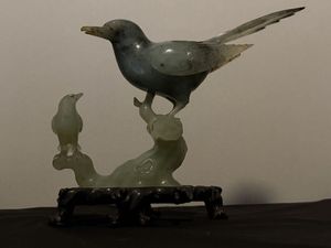 鳥の置物　翡翠？ 翡翠 鳥 置物の値段と価格推移は？｜26件の売買データから翡翠 鳥 置物