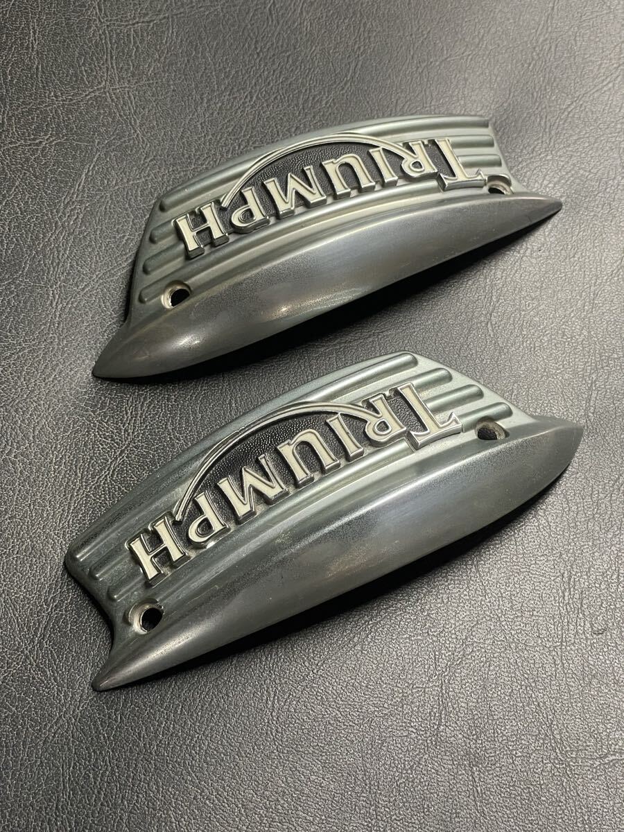 TRIUMPH エンブレム 2個セット TRIUMPH トライアンフ THRUXTON スラクストン900エンブレム 左右セット