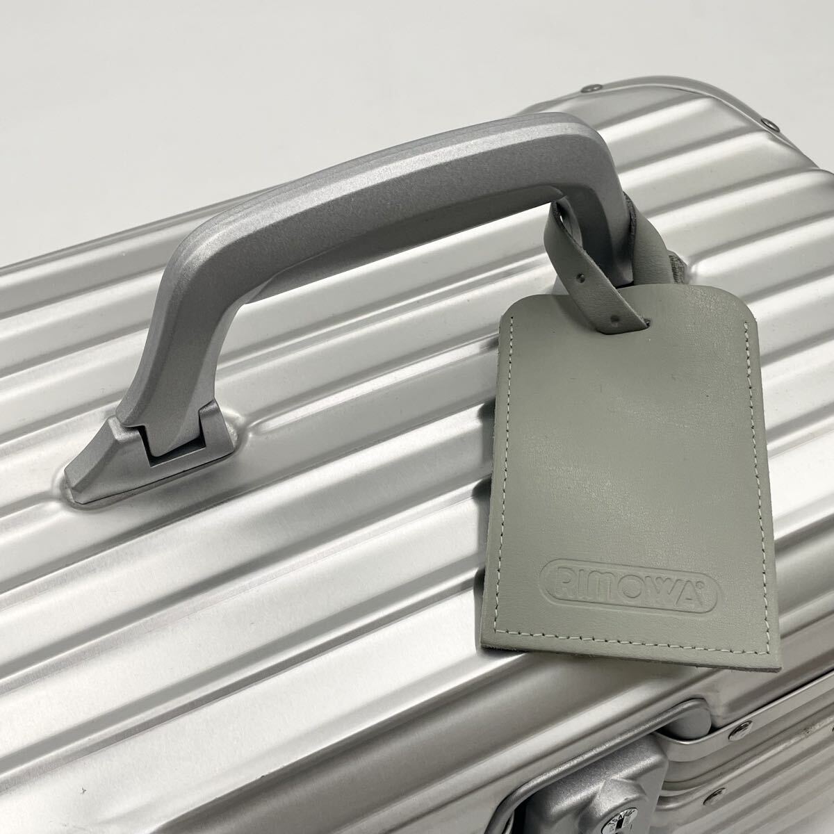 極美品】RIMOWA リモワ TOPAS/トパーズ ビューティケース 17L ハード