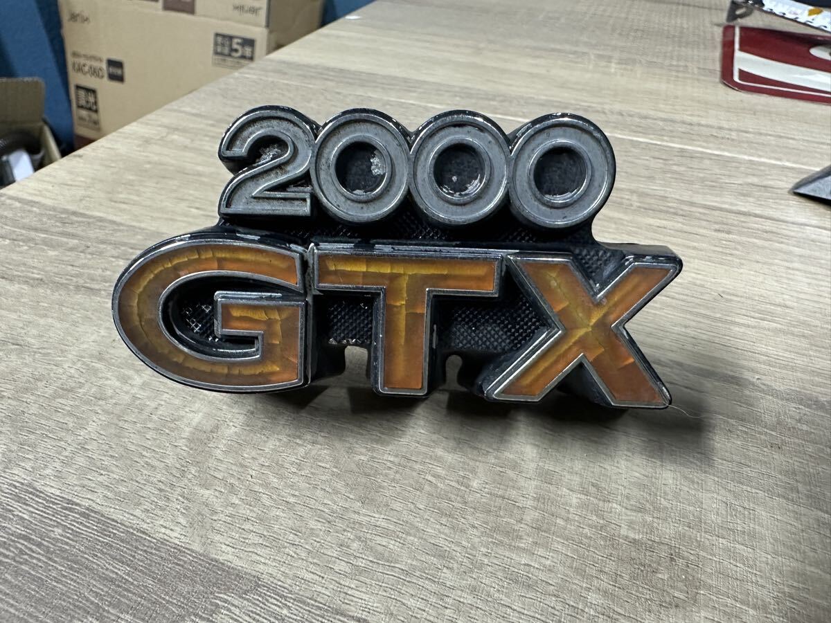 ニッサン★ブルーバード610サメブルGTX エンブレム サメブル610GTXの値段と価格推移は？｜1件の売買データからサメブル