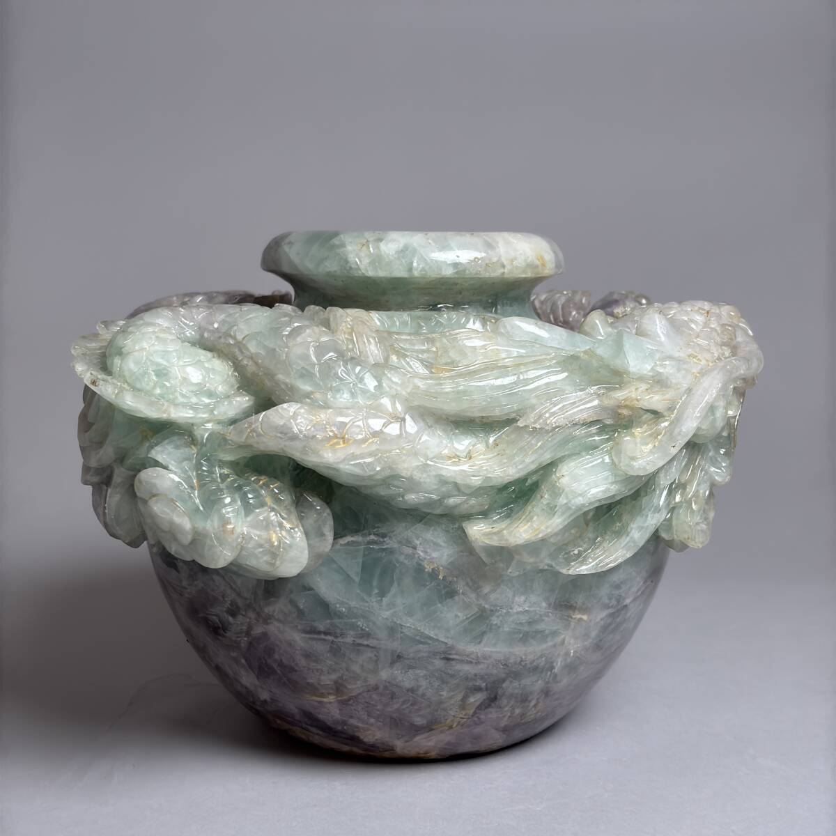 天然石 花鳥彫刻 花瓶 紫水晶 壺形 牡丹鳥図 立体彫 置物 中国美術 唐