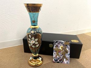 ボヘミアグラス 花瓶の値段と価格推移は？｜15件の売買データから