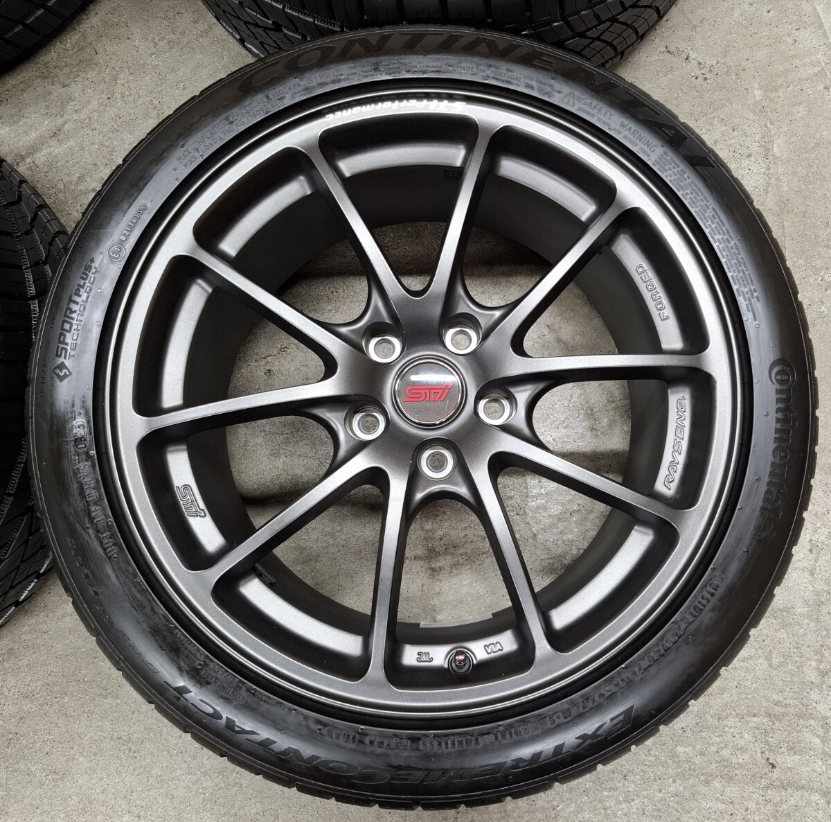 ほぼ新品】スバル WRX STI 純正 OP レイズ ホイールタイヤ 2025年