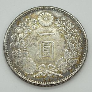 新一圓銀貨　明治37年　古銭 明治37年 一圓銀貨 一円銀貨 古銭 日本 DJ様用 1円銀貨 明治37年の値段