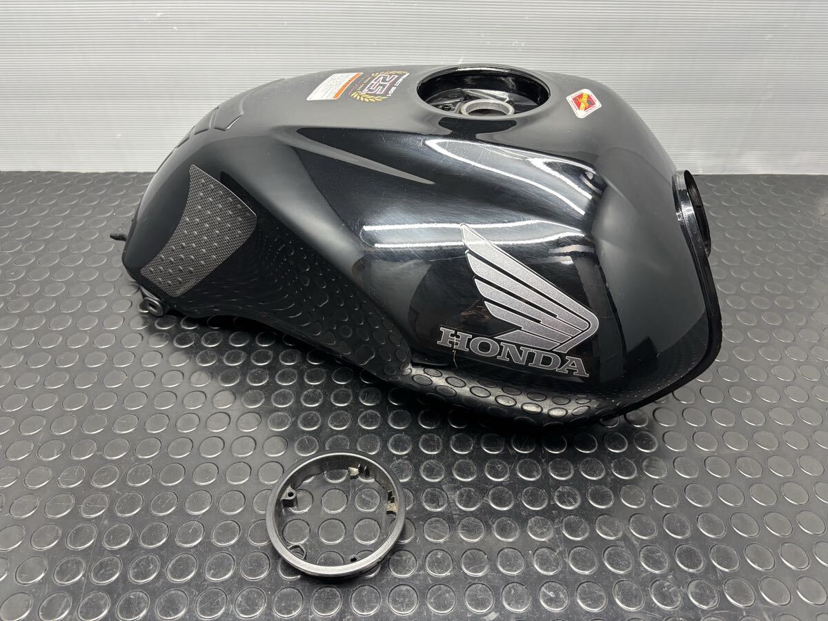 純正タンク CB400SFの値段と価格推移は？｜5件の売買データから純正