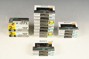8mm ビデオテープ 未開封の値段と価格推移は？｜18件の売買データから