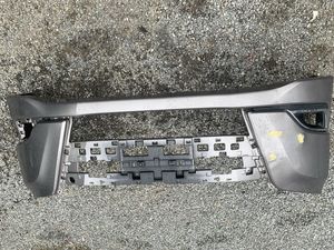エスクァイア フロントバンパーの値段と価格推移は？｜60件の売買