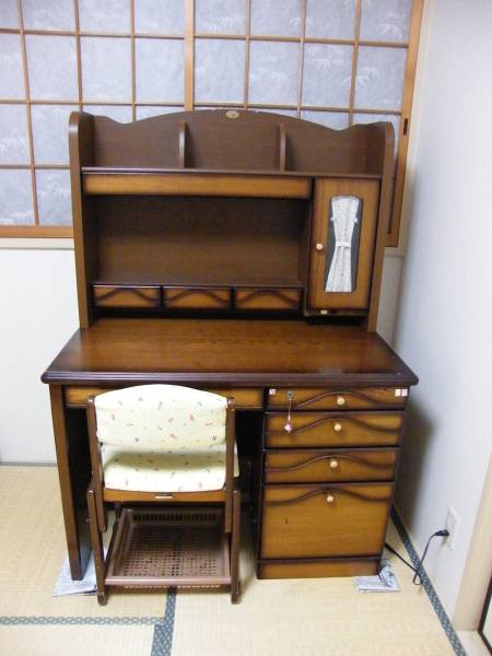 ☆イトーキ☆学習机☆勉強机☆中古品☆引取可能☆_1