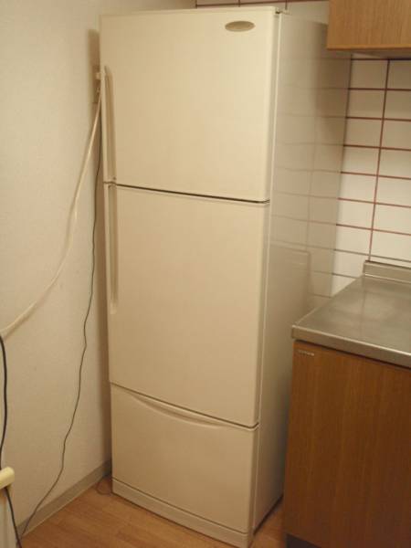 HITACHI 3ドア冷蔵庫 日立【HITACHI】3ドア冷凍冷蔵庫【R-37V7（C）型】95年製(300リットル