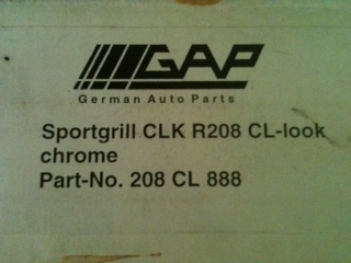 メルセデスベンツ　CLK２０８　フロントグリル_3