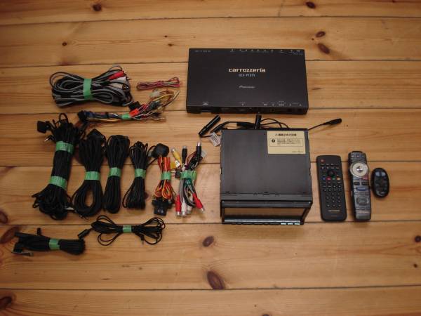カロッツェリア　サイバーナビ　AVIC-ZH009　地デジ付です！_2