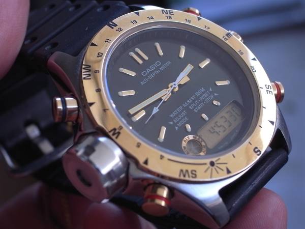 希少 カシオ CASIO オシアナス AW-711 ビンテージ ラウンドデジアナ 超レア ビンテージ デッドストックCASIO OCEANUS AW-711未使用品