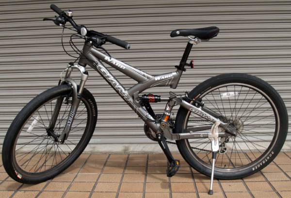 中古 GIANT WARP 2006年モデル ファットスリックタイヤ仕様(Sサイズ  