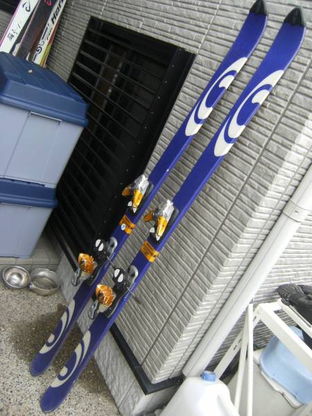 ｓａｌｏｍｏｎ サロモン 1080 テンエイティ １７７cm 青テン フリーライド 売買されたオークション情報 Yahooの商品情報をアーカイブ公開 オークファン Aucfan Com