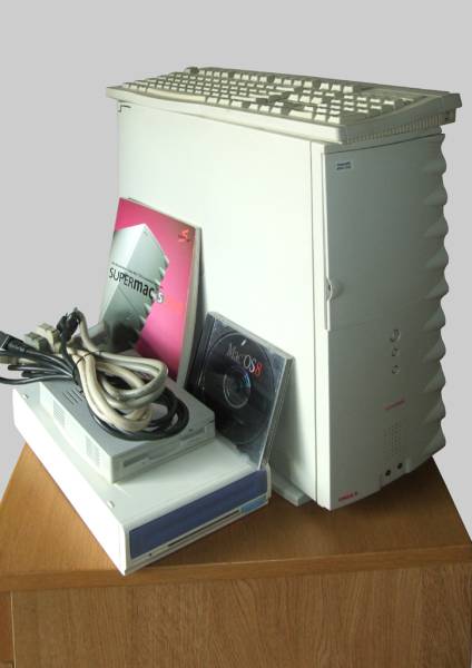 Macintosh互換機UMAX Apus 2000 本体のみ Macintosh互換機UMAX Apus 2000 本体のみ - メルカリ