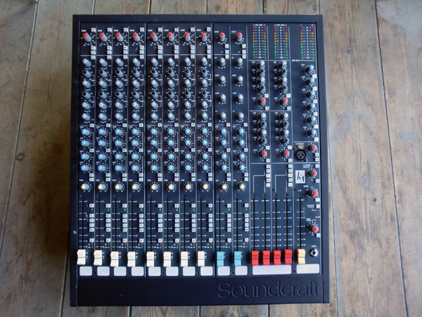 動作品♪英国Soundcraft K1 8ch PAミキサーサウンドクラフト(ミキサー
