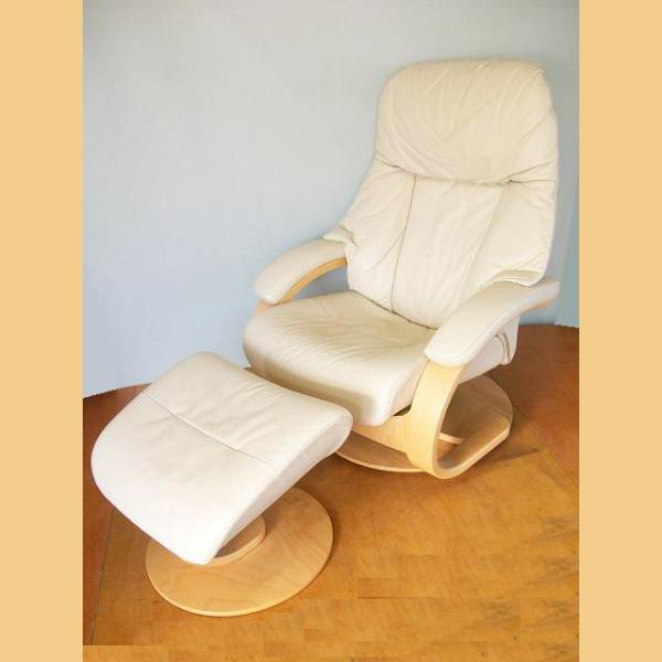 シモンズ リクライニングチェア オットマン付き 美品 fjords 厳つ