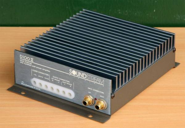 SOUNDSTREAM / サウンドストリーム D-100Ⅱ SOUND STREAM サウンドストリーム D100Ⅱ 取扱説明書付き(アンプ