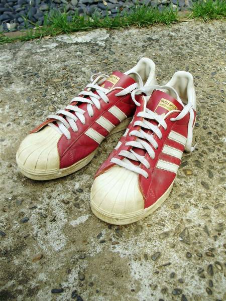 アディダス スーパースター レッド 赤 27ｃｍ 27 0cm 売買されたオークション情報 Yahooの商品情報をアーカイブ公開 オークファン Aucfan Com