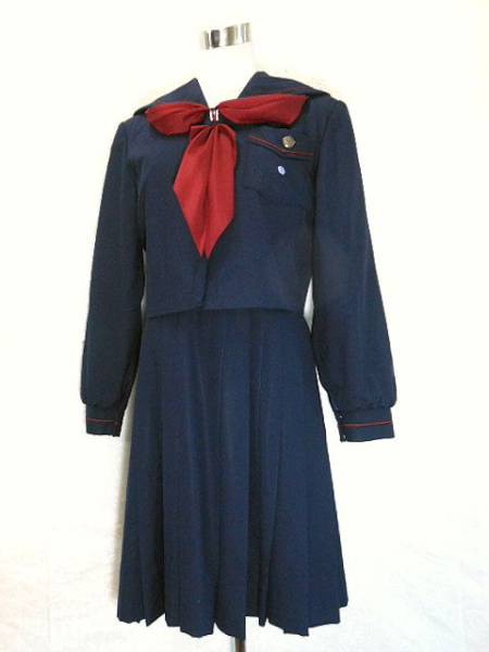 校章バッヂ☆伝統の名門進学校*鹿児島鶴丸高校☆女子制服上下*冬 