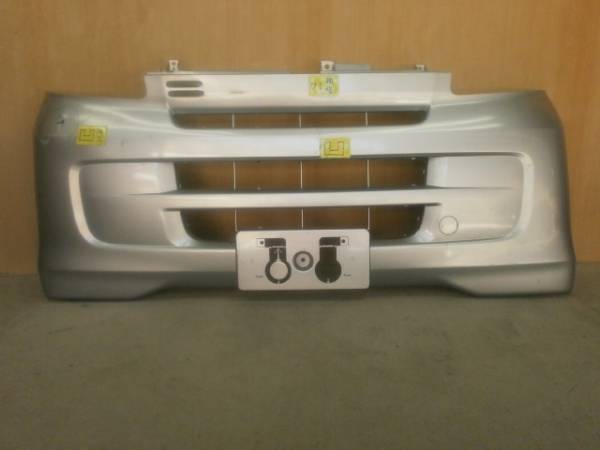 N12355【ハイゼットカーゴ】S320V★☆フロントバンパー即決