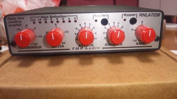 FMR Audio RNLA7239　コンプレッサー_1