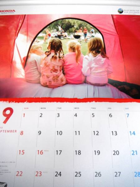 新品未開封 HONDA 2013年カレンダー　本田技研株主（ホンダ）_3