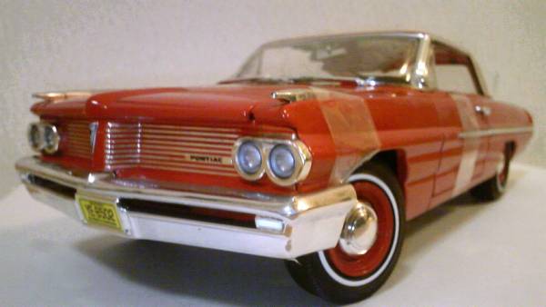 ERTLアーテル製/'62 Pontiacポンティアック カタリナ赤 1/18(アーテル