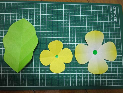 壁面飾り 折り紙 菜の花 50枚 幼稚園 病院 施設 折り紙 千代紙 売買されたオークション情報 Yahooの商品情報をアーカイブ公開 オークファン Aucfan Com