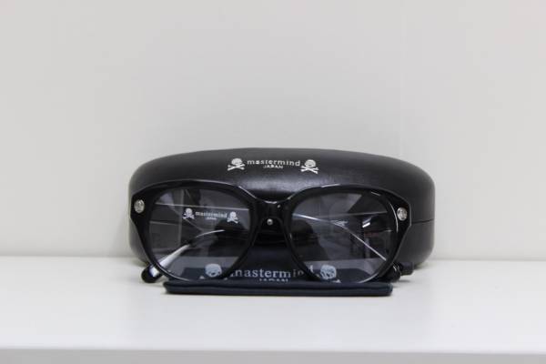 mastermind × noir eyes サングラス 新品 マスターマインド(マスター 
