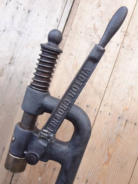 鉄製　昔の酒屋さんより打栓機②　酒蔵　酒瓶しめ　_2