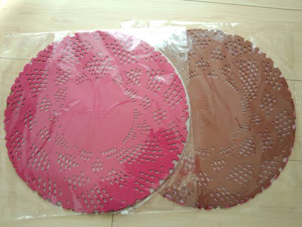 ロクシタン☆ノベルティ☆ランチョンマット２枚セット♪非売品_1