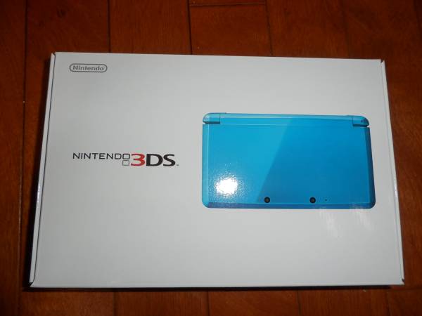 任天堂★新品★ 3DS本体 ライト・ブルー_1