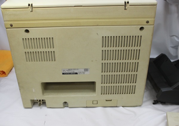 美品 操作・印刷OK 富士通 OASYS 30-AX301 ワープロ 付属品多数 ☆富士通製ワープロ☆OASYS 30-AD301☆付属品多数☆親指シフト