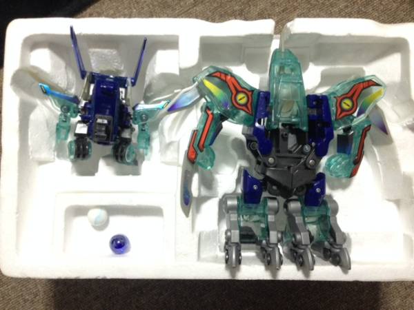 美品 ブリザードエビル 銀戎瑠 ボンバーマン ビーダマン 爆外伝