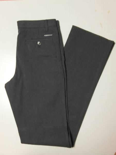 ☆BURBERRYバーバリーロンドン グレーのパンツ 　W76㎝/29，400
