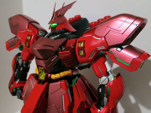 Mg 1 100 サザビーver Ka サイコフレーム メタリック塗装 完成品の質問一覧